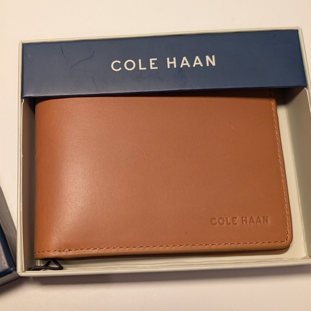 Cole Haan-Pull Up Slimfold Wallet